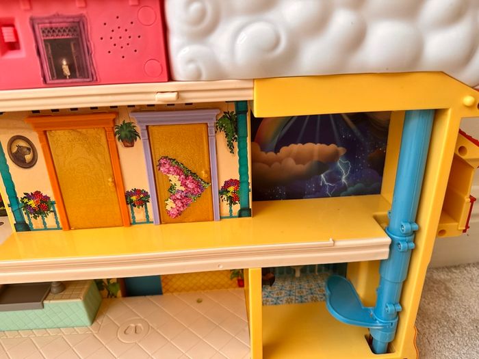 Disney Encanto Casa Madrigal Playset Jakks Pacific Used Please see photos