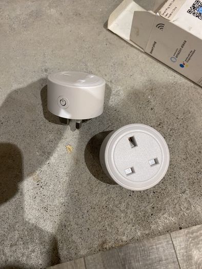 Smart plug