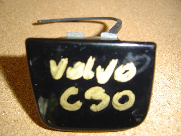 VOLVO -   front bumper plug 