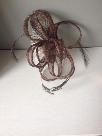 Beautiful Occasion Wear Brown Hair Fascinator