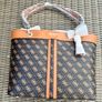 Guess Handbag brand new Image 3