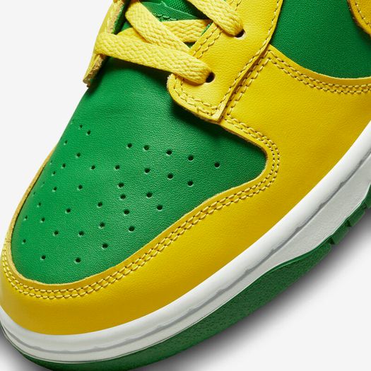Nike Dunk Low Reverse Brazil UK 10 / US 11 DEADSTOCK