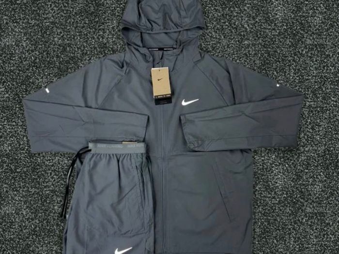 Nike miler short set