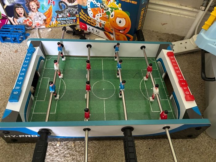 mini football table