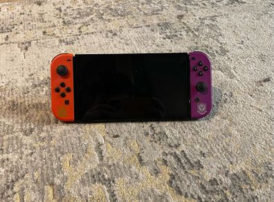 Nintendo switch scarlet and violet edition