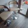 bar stools Image 3