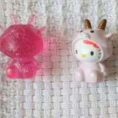 Hello Kitty Costume Collection Series Figures / Figurines / Small Cake Toppers
