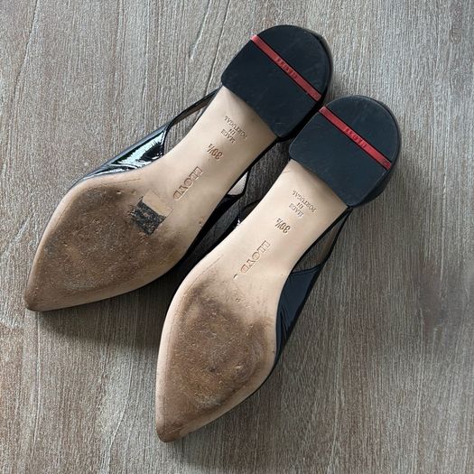 Lloyd black patent leather pumps