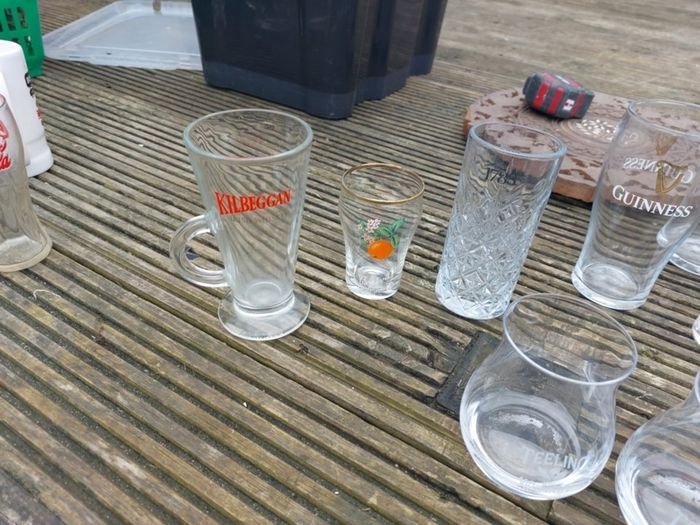 advertising glasses