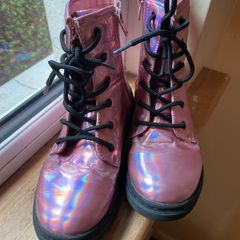 boots girl shiny pink dunnes
