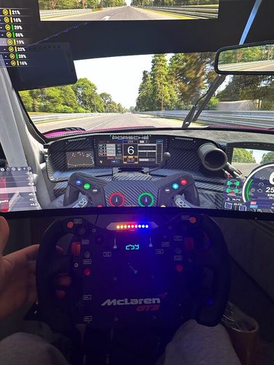 Fanatec CSL Elite V1.1 wheelbase+ CSL Elite Maclar