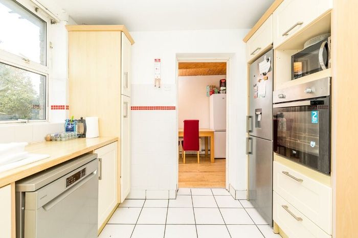 Kitchen units Dublin 9