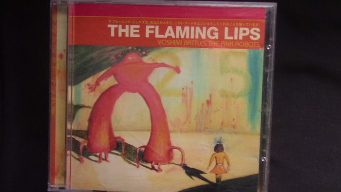 The Flaming Lips - Yoshimi Battles The Pink Robots CD
