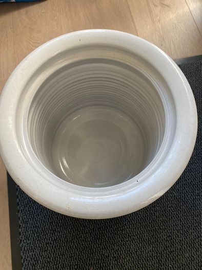 Retro Traditional Bread Crock made by Kiltrea Bridge Pottery