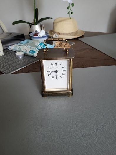 Carriage clock