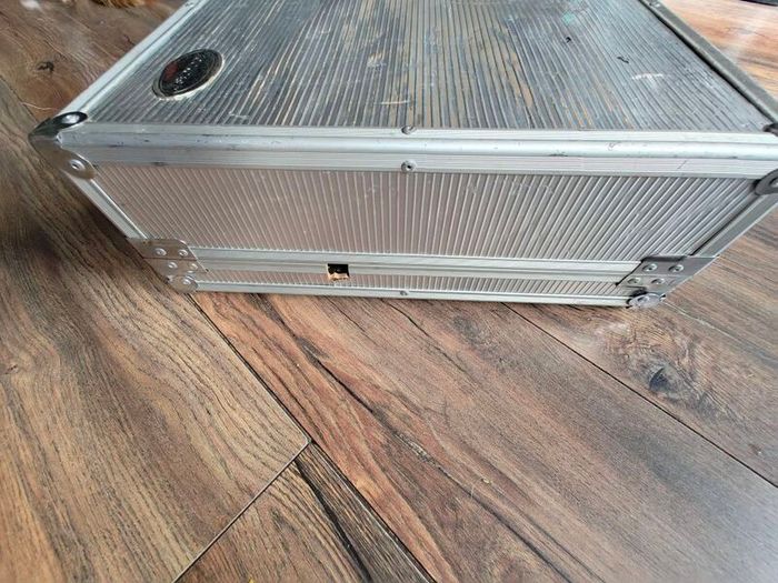 Guitar pedal case