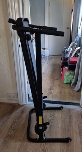 Treadmill (manual)
