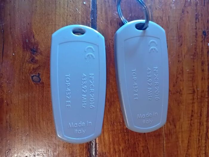 2 Gate Remote Fobs