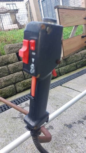 petrol strimmer