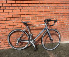 giant defy road bike