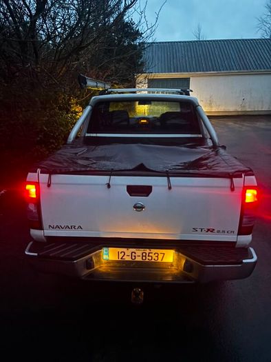 Australian Nissan Navara 4x4