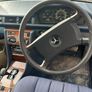 Mercedes 300e Image 4
