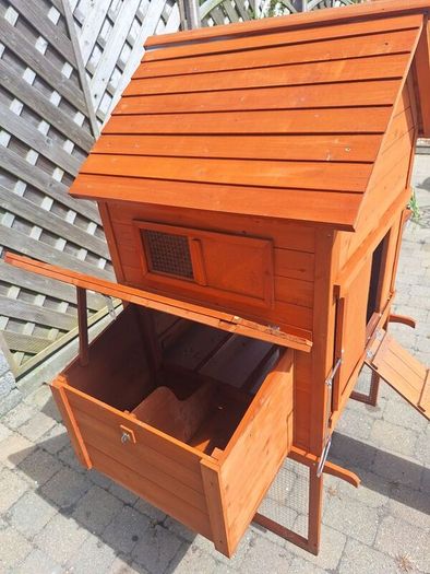 chicken coop