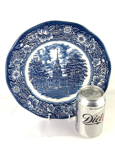 Vintage Liberty blue cabinet plate