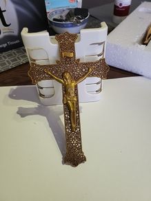 Crucifix wall hanging