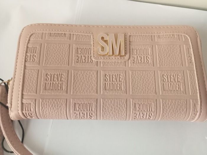 Steve Madden Zip Around Wallet New