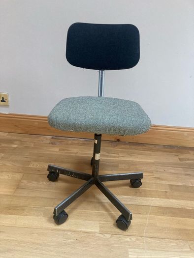 Swivel Chair / Office Chair / Vintage