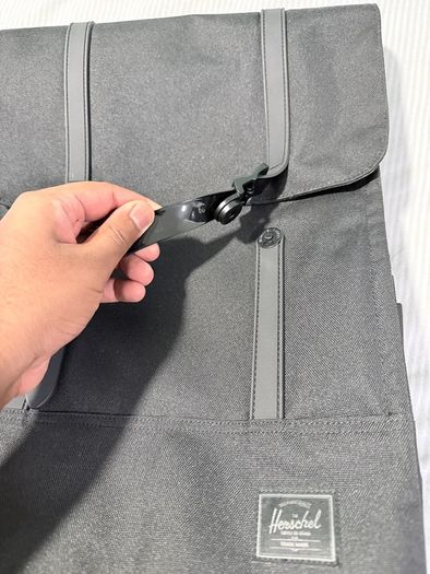 Herschel Survey Backpack - All Black Edition