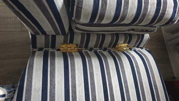 Knole 2-seater Sofa / Day-bed