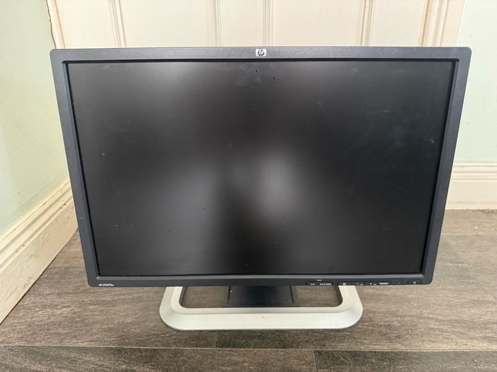 HP LP2475w 24" Professional WUXGA 1920x1200 S-IPS Monitor