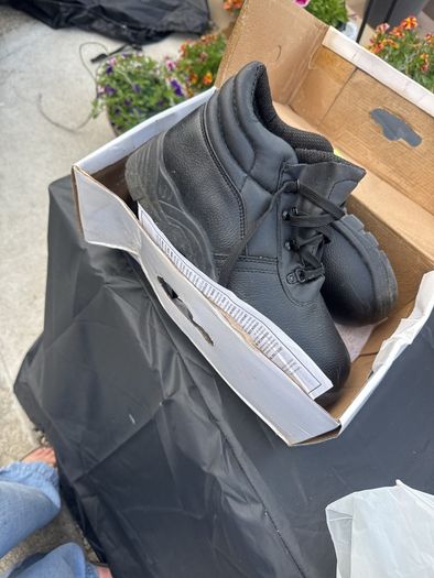 steel toe work boots
