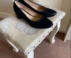 Clarks smart black shoes size 6.5 - v comfortable