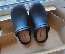 Brand New Size 3 Black Toffeln ActivKlog Clog