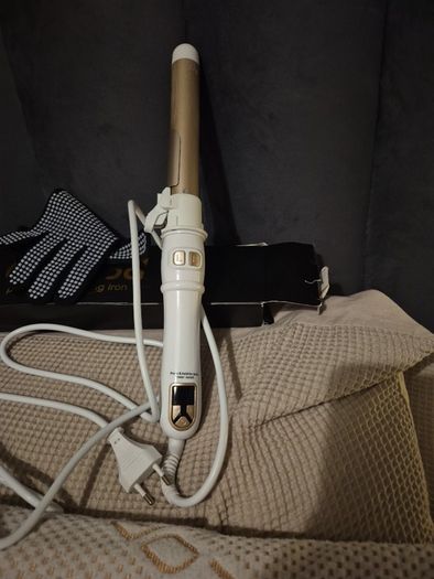 curling wand.