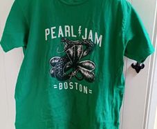 Pearl Jam official tour t shirt from 2018