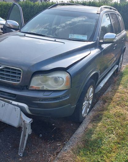 Volvo xc90s 2.4d5 for breaking, also can run diagnostics