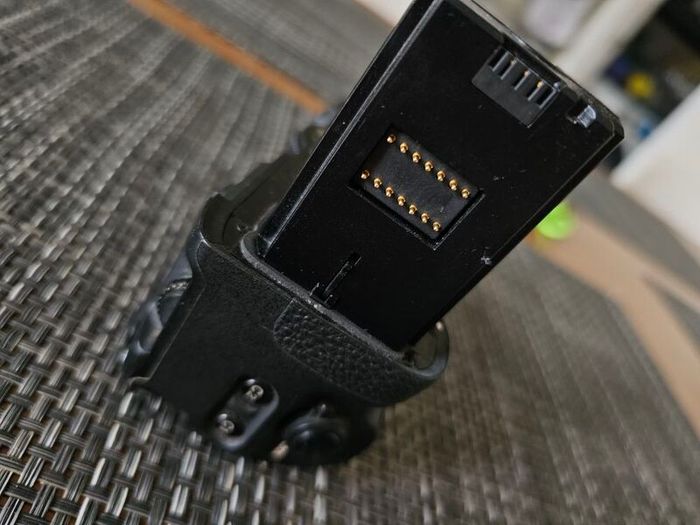 Sony battery grip VG-C3EM
