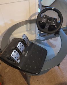 Logitech G920 Racing Wheel and Pedals