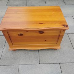 Pine Storage Chest