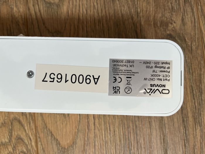 Ovia Novus shaver light 3 available