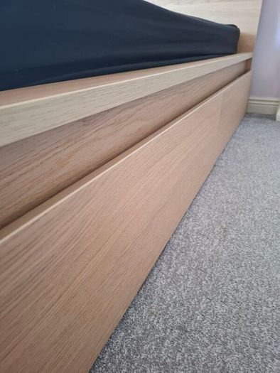 king size bed