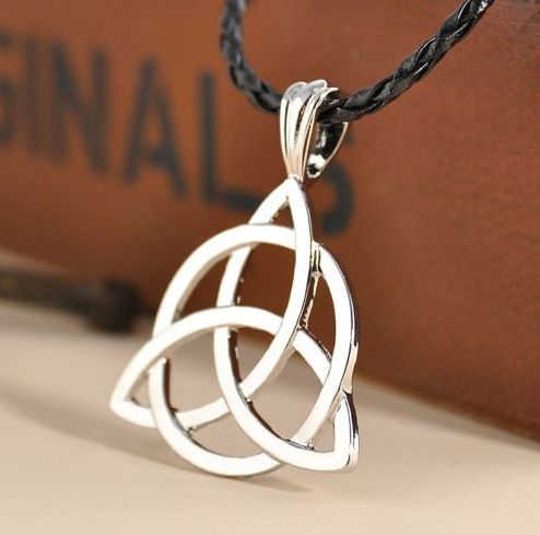 Vintage Style Celtic Knot Necklace