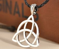 Vintage Style Celtic Knot Necklace
