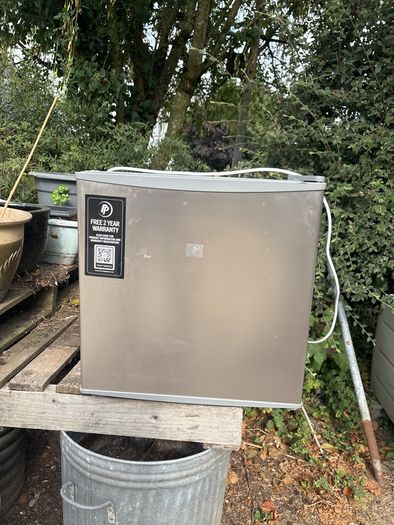 Mini fridge
