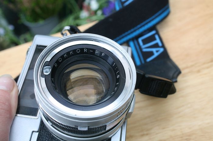 Minolta Hi-Matic 7   35mm Rangefinder Film MF Camera Rokkor-PF 45mm f/1.8 Lens JPN (working)