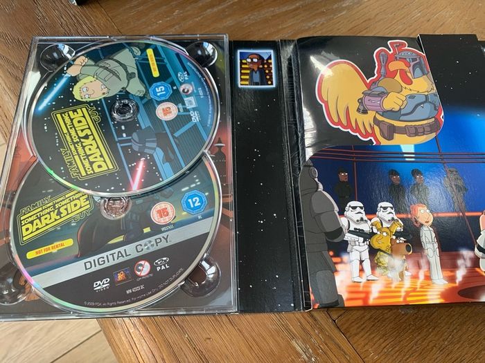 Limited Edition Family Guy - Something Something Something Dark Side (Limited Edition plus T-shirt and Collector Cards)